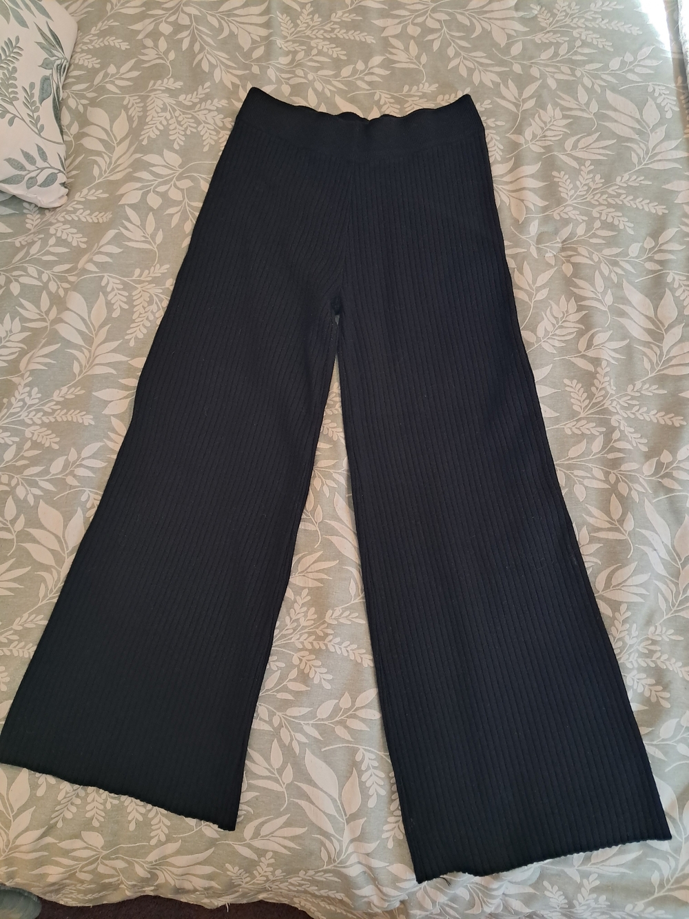 Black Ribbed Wide-Leg Pants Size Small